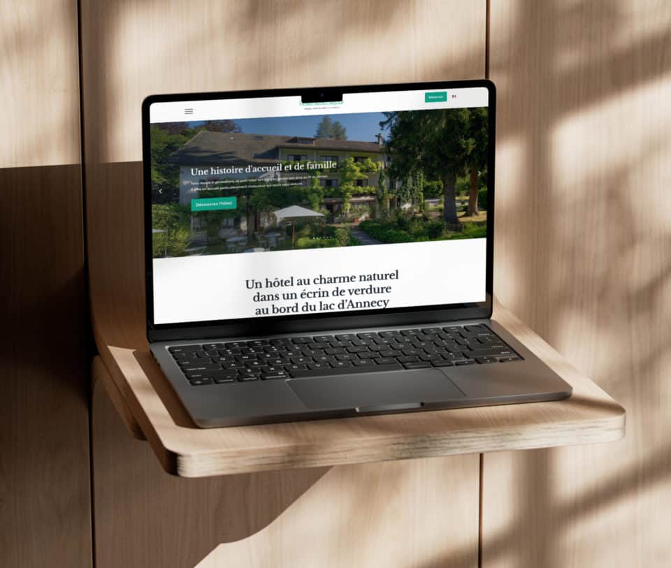 Création de site web pour un hôtel familial au bord du lac d'Annecy - Création de sites web